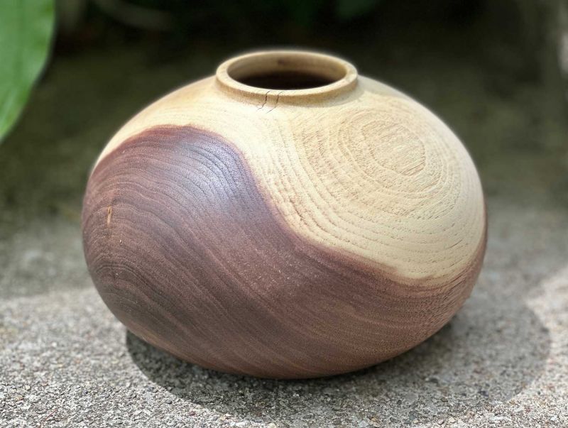 Walnut Vase 3